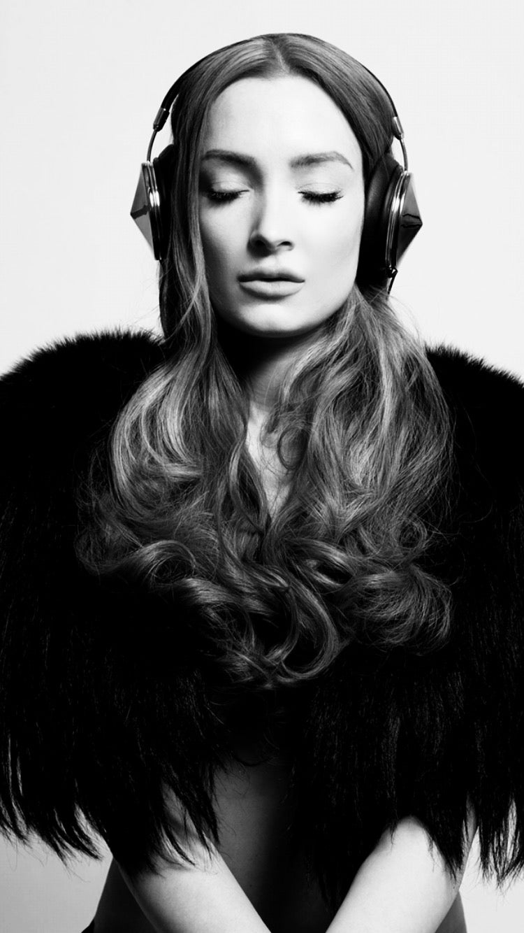 TAYLOR GUNMETAL - WIRED